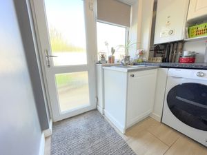 Greenhurst Road- click for photo gallery